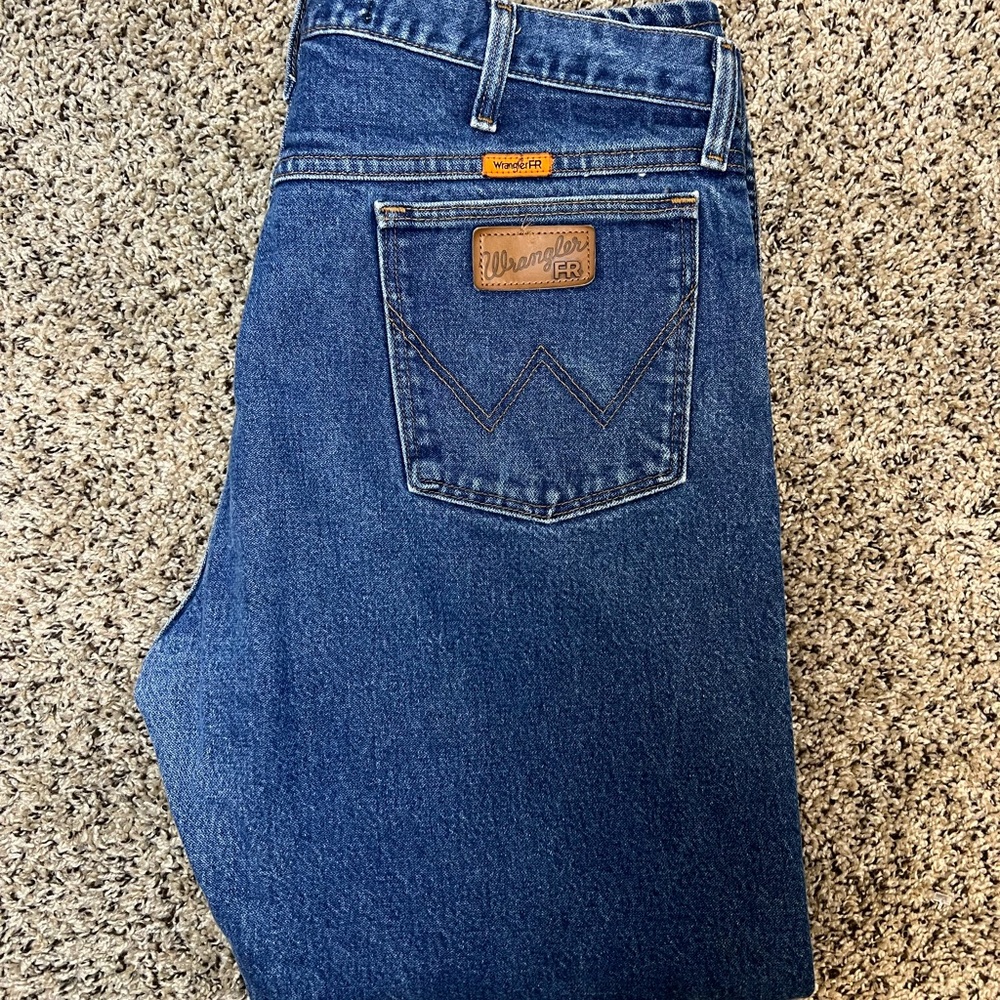 Wrangler Fire Resistant Men's Blue Jeans